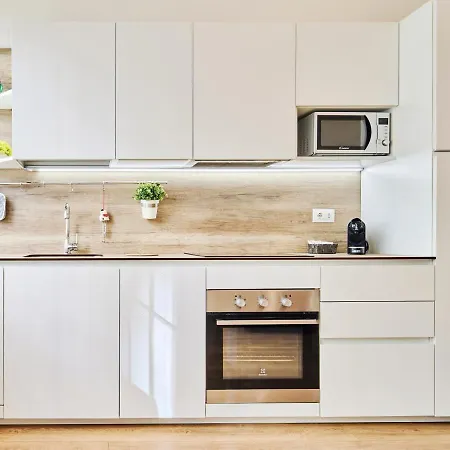 Cenisio 2 Elyon * Milano